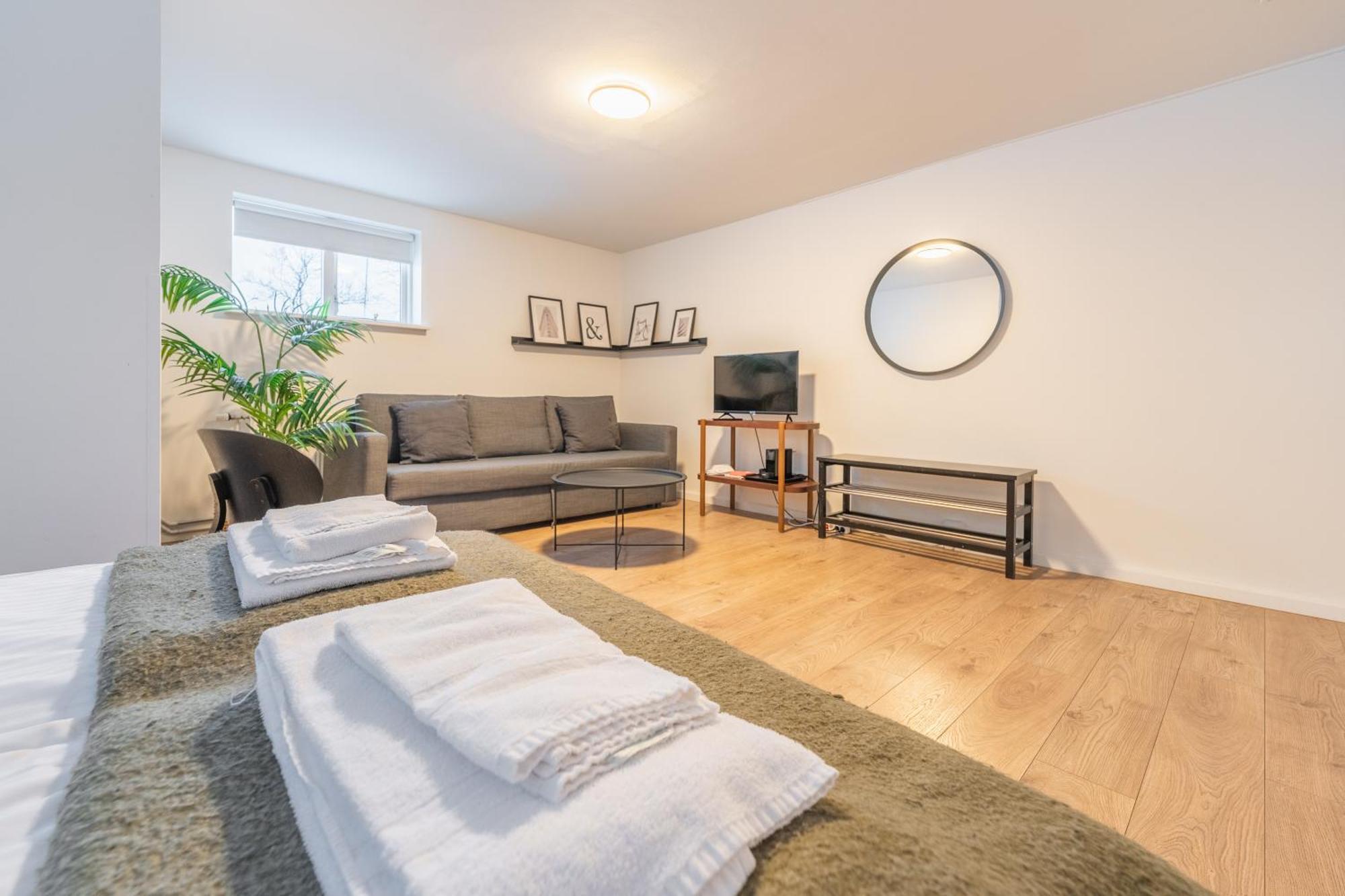 רייקיאוויק Day Dream Soleyjargata Rooms & Apartments מראה חיצוני תמונה